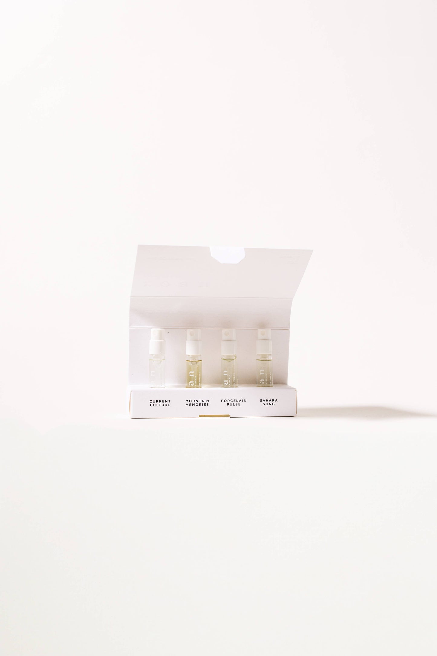 Roan Discovery Set: Clean Tea-Based Fragrance (4x2ml Vials)