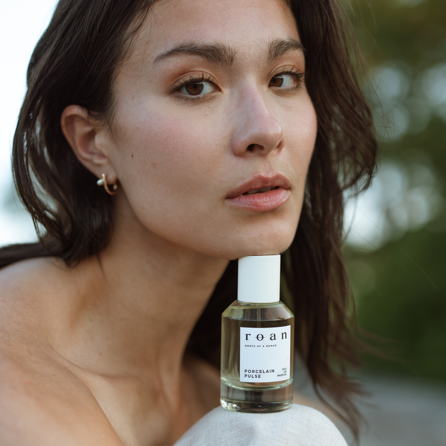 Roan Porcelain Pulse Eau De Parfum | Darjeeling Tea, Fruity Amber