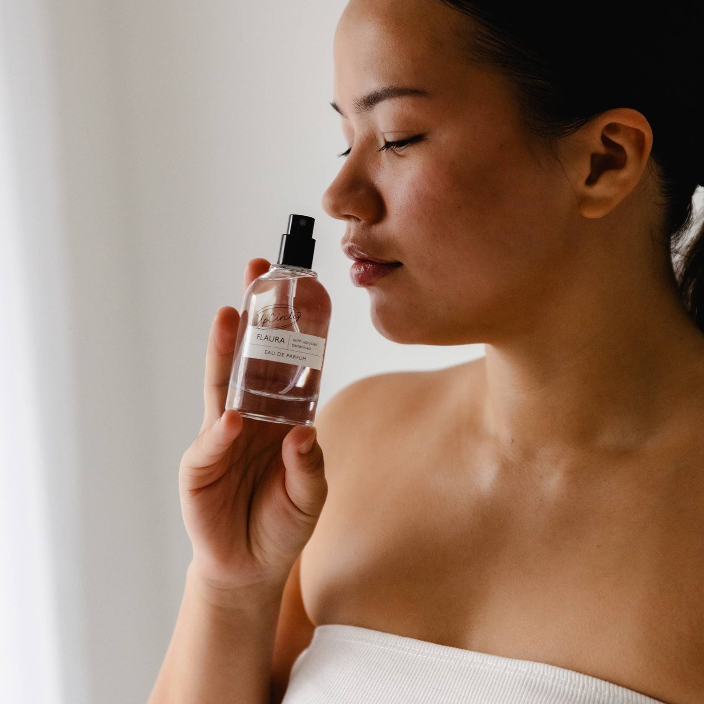 UpCircle Flaura Eau de Parfum - Upcycled Eco-Friendly Vegan Fragrance