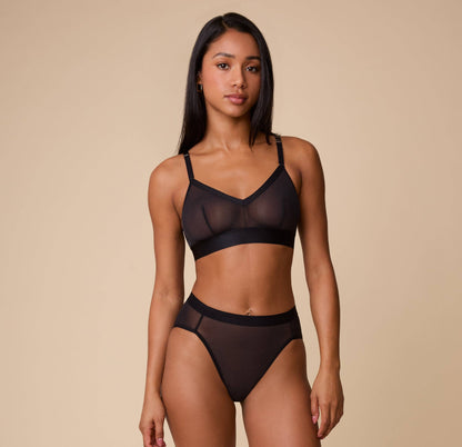 ComfortMesh™ Triangle Bralette - Black