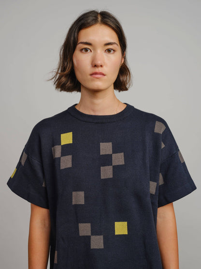 The Endery Albers Short Sleeve Sweater Tee in Atlantic Palette