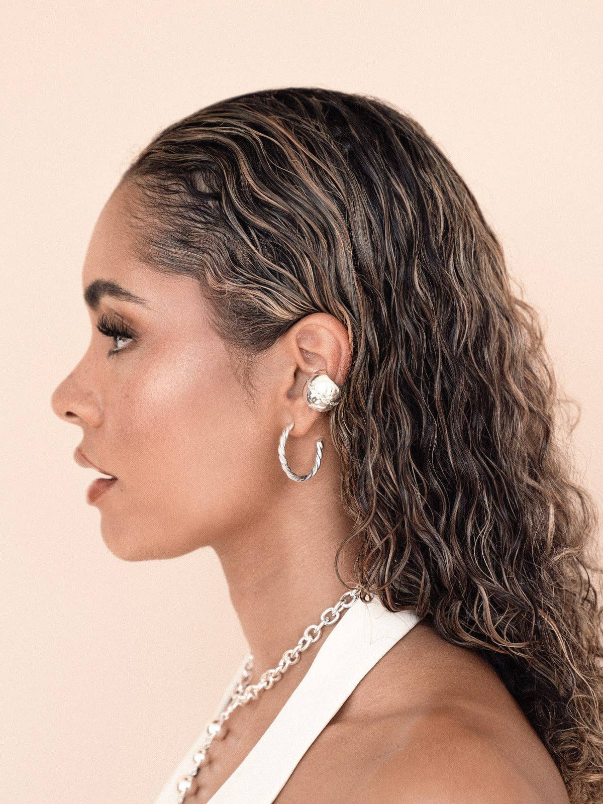 Ettika Center Crystal Line Chunky Ear Cuff