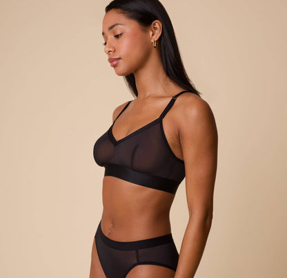 ComfortMesh™ Triangle Bralette - Black