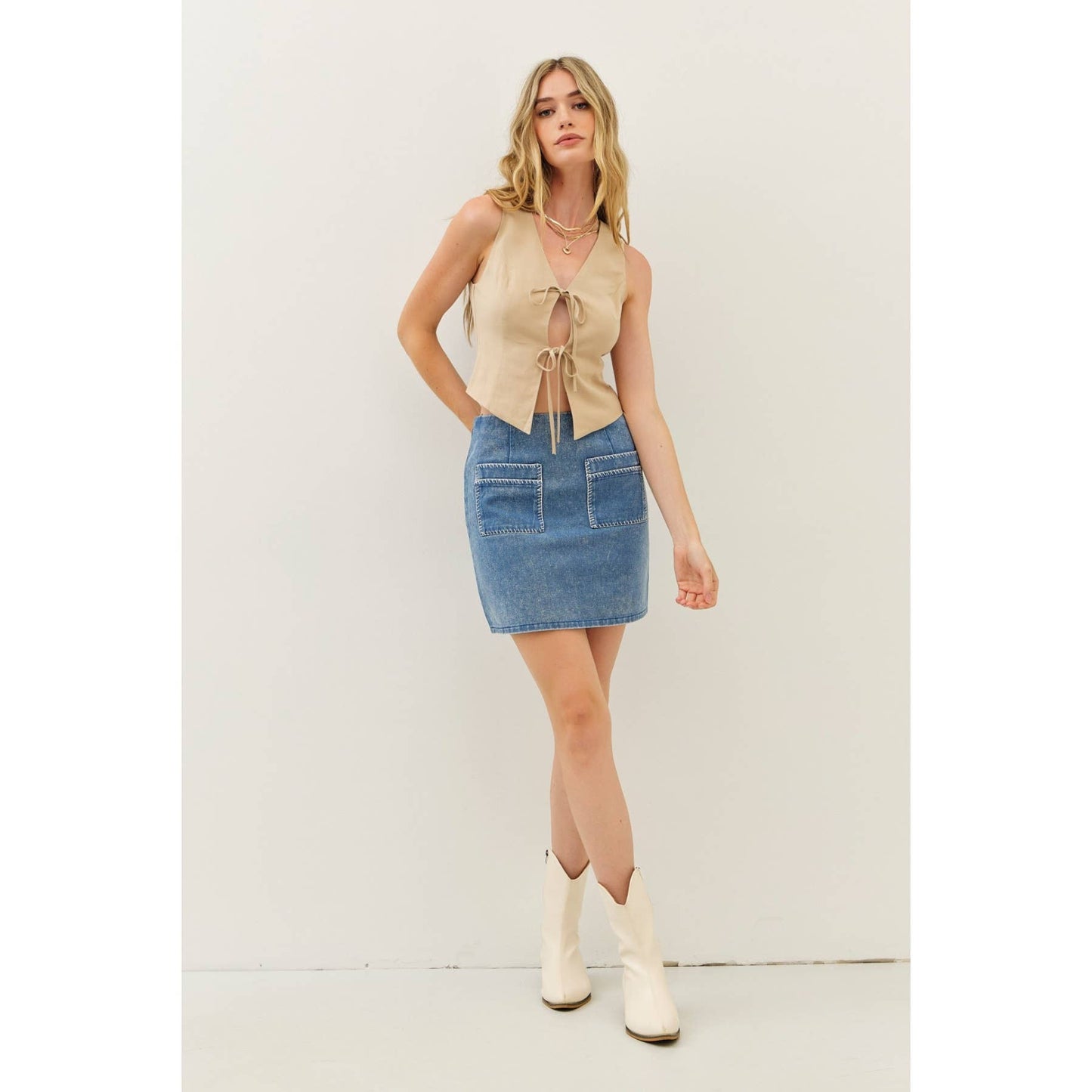 CLASSIC SOFT LINEN OPEN-FRONT VEST WITH BOW DETAIL