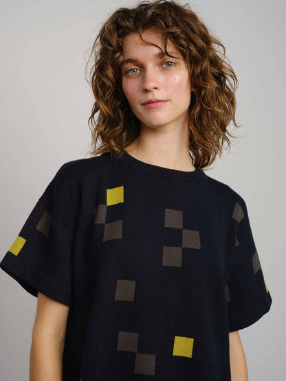 The Endery Albers Short Sleeve Sweater Tee in Atlantic Palette