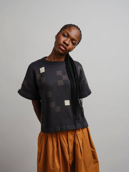 The Endery Albers Short Sleeve Sweater Tee in the Obsidian Palette