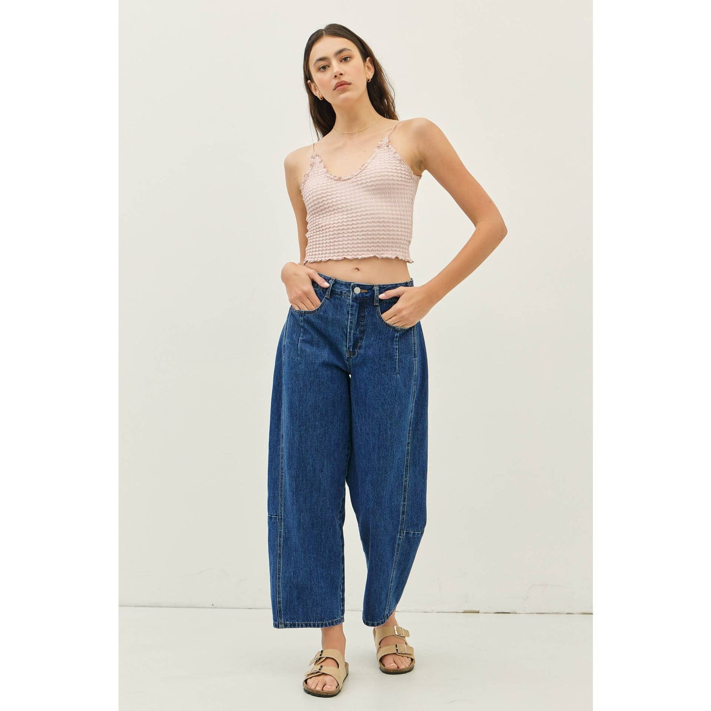 MID RISE BARREL LEG ANKLE DENIM PANTS WITH POCKETS