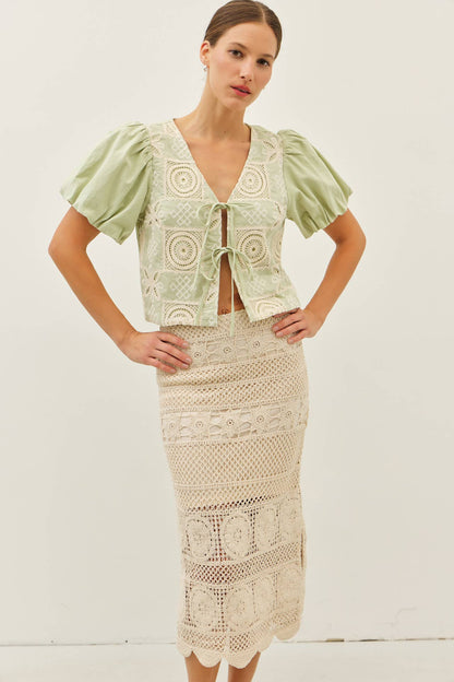 FLORAL CROCHET MIDI SKIRT WITH SIDE SLIT