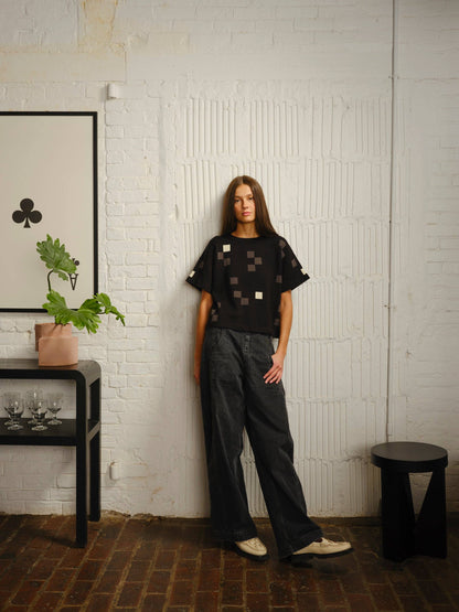 The Endery Albers Short Sleeve Sweater Tee in the Obsidian Palette