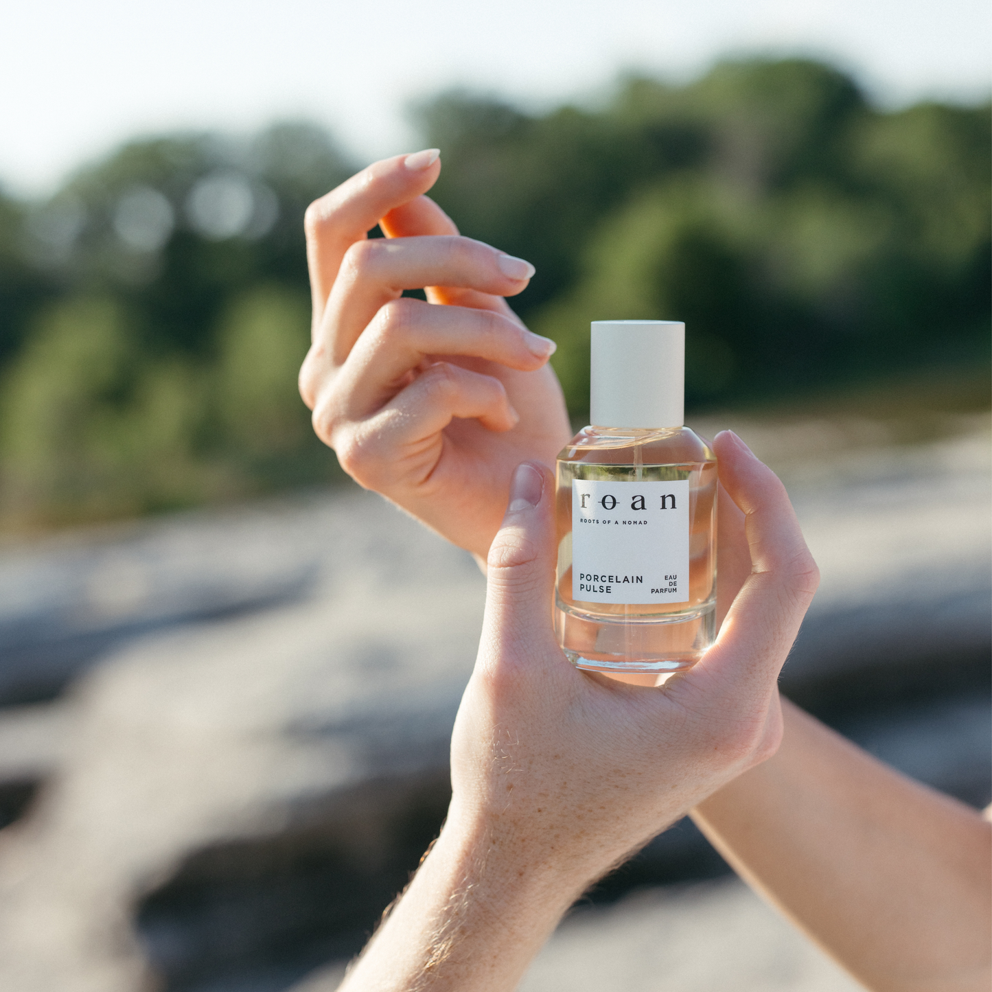 Roan Porcelain Pulse Eau De Parfum | Darjeeling Tea, Fruity Amber