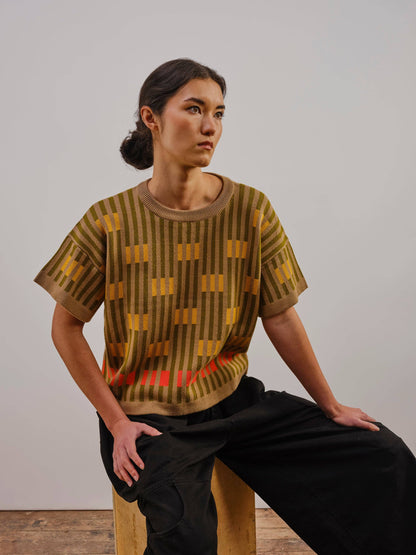 The Endery Bauhaus Short Sleeve Sweater Tee in Saturn