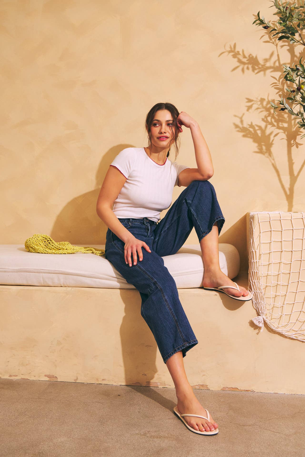 MID RISE BARREL LEG ANKLE DENIM PANTS WITH POCKETS