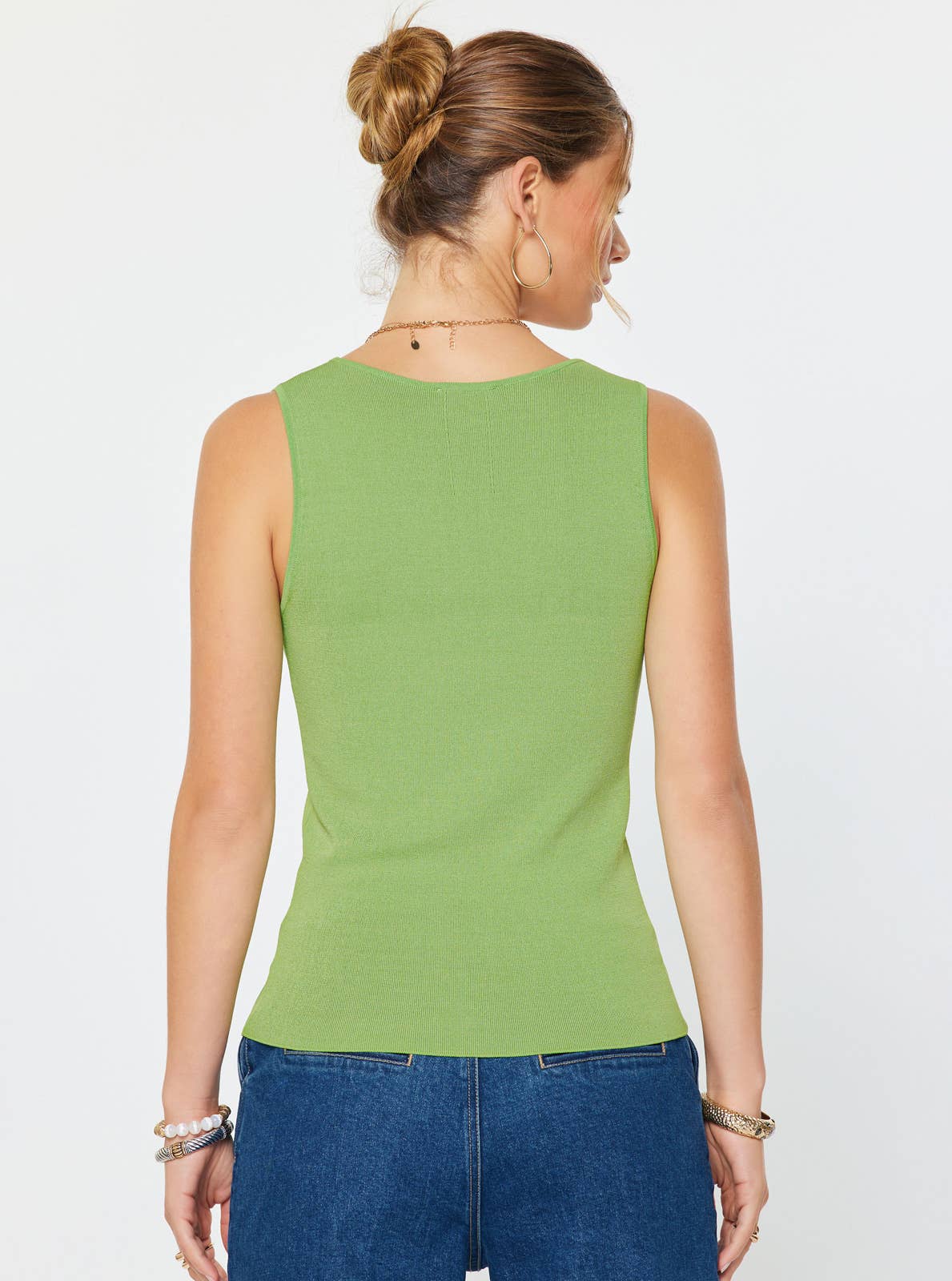 Current Air Sleeveless V-neck Sweater Top