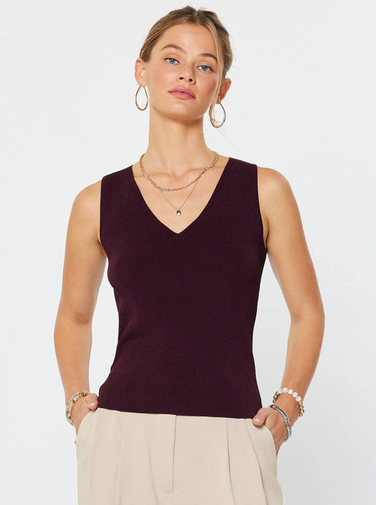 Current Air Sleeveless V-neck Sweater Top