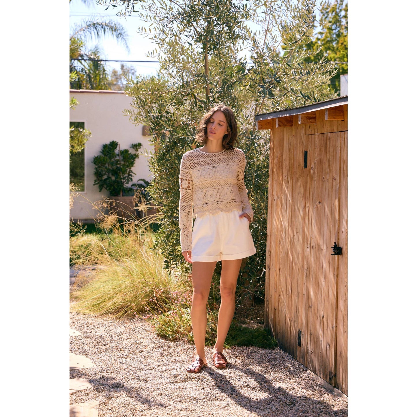 FLORAL SHEER CROCHET TOP WITH SCALLOP HEM