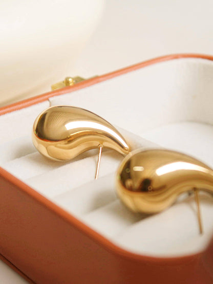 Flanerie by Maiq Colette 18K Gold Non-Tarnish Large Huggie Droplet Earring