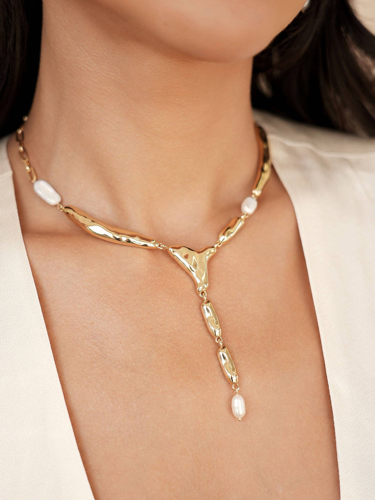 Ettika Liquid Melt and Pearl Lariat