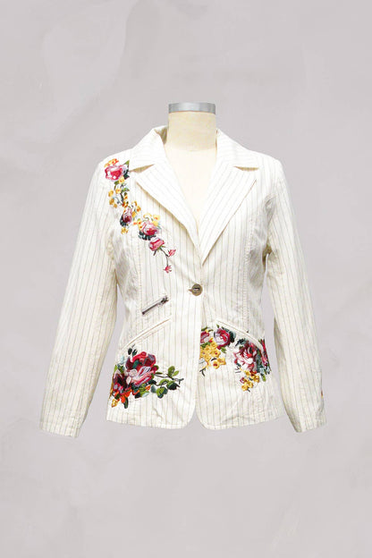 Paparazzi Woven Yarn Dyed Embroided Pin Stripe Blazer And Pants Set