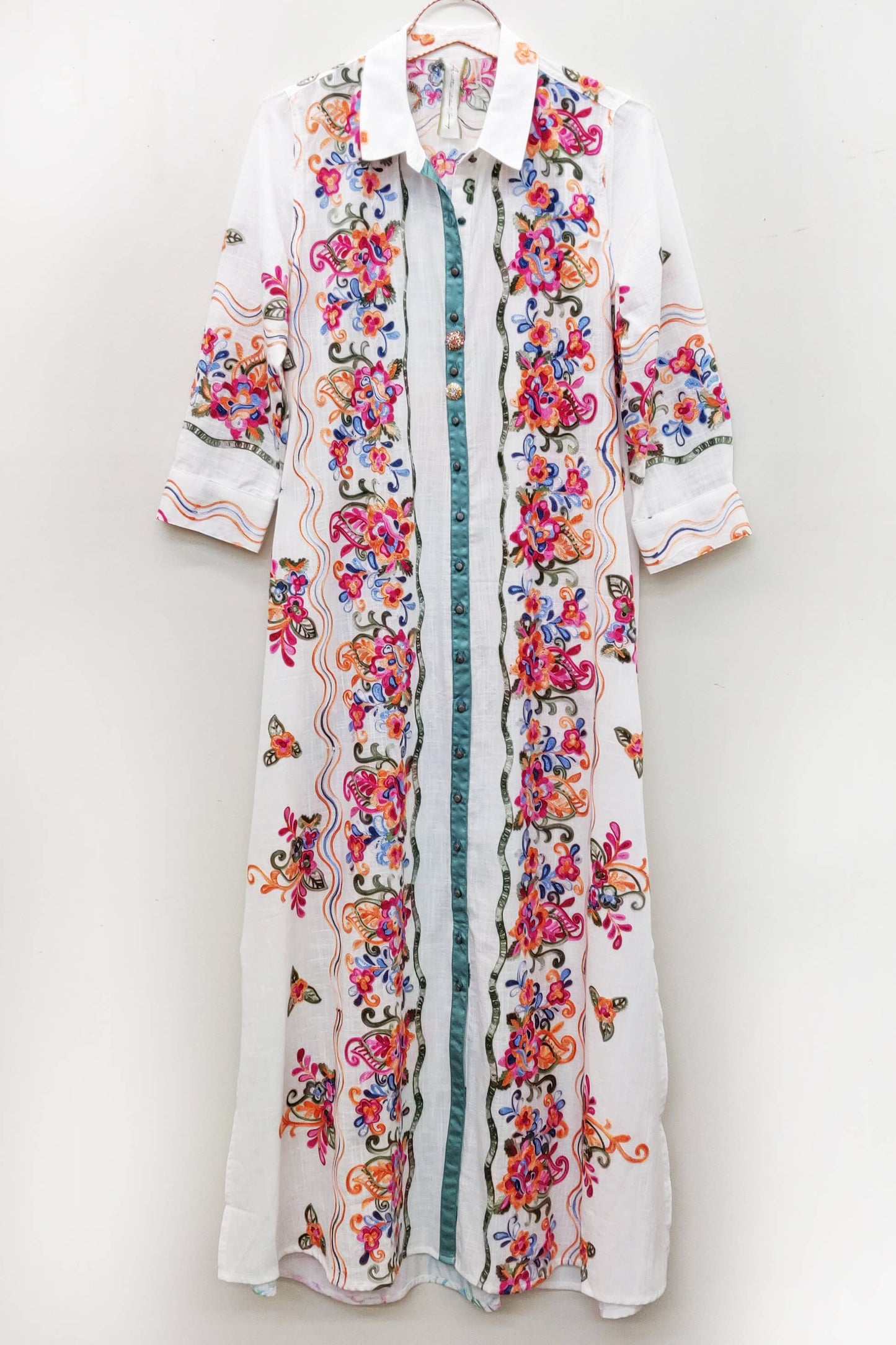 Aratta Beauty Mark Maxi Duster- White | Floral Coat Dress