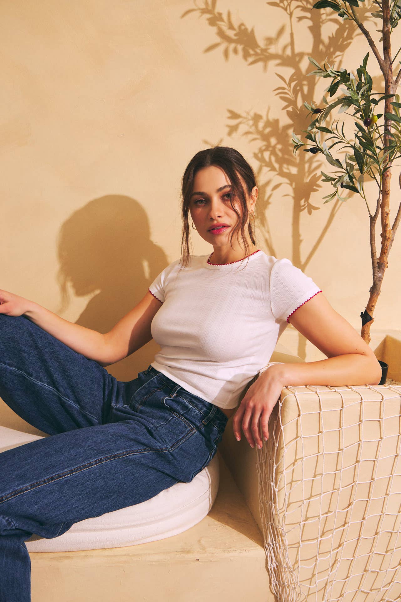 MID RISE BARREL LEG ANKLE DENIM PANTS WITH POCKETS