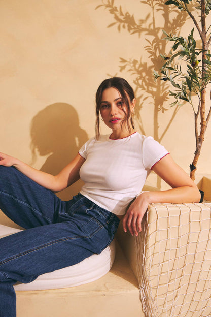 MID RISE BARREL LEG ANKLE DENIM PANTS WITH POCKETS