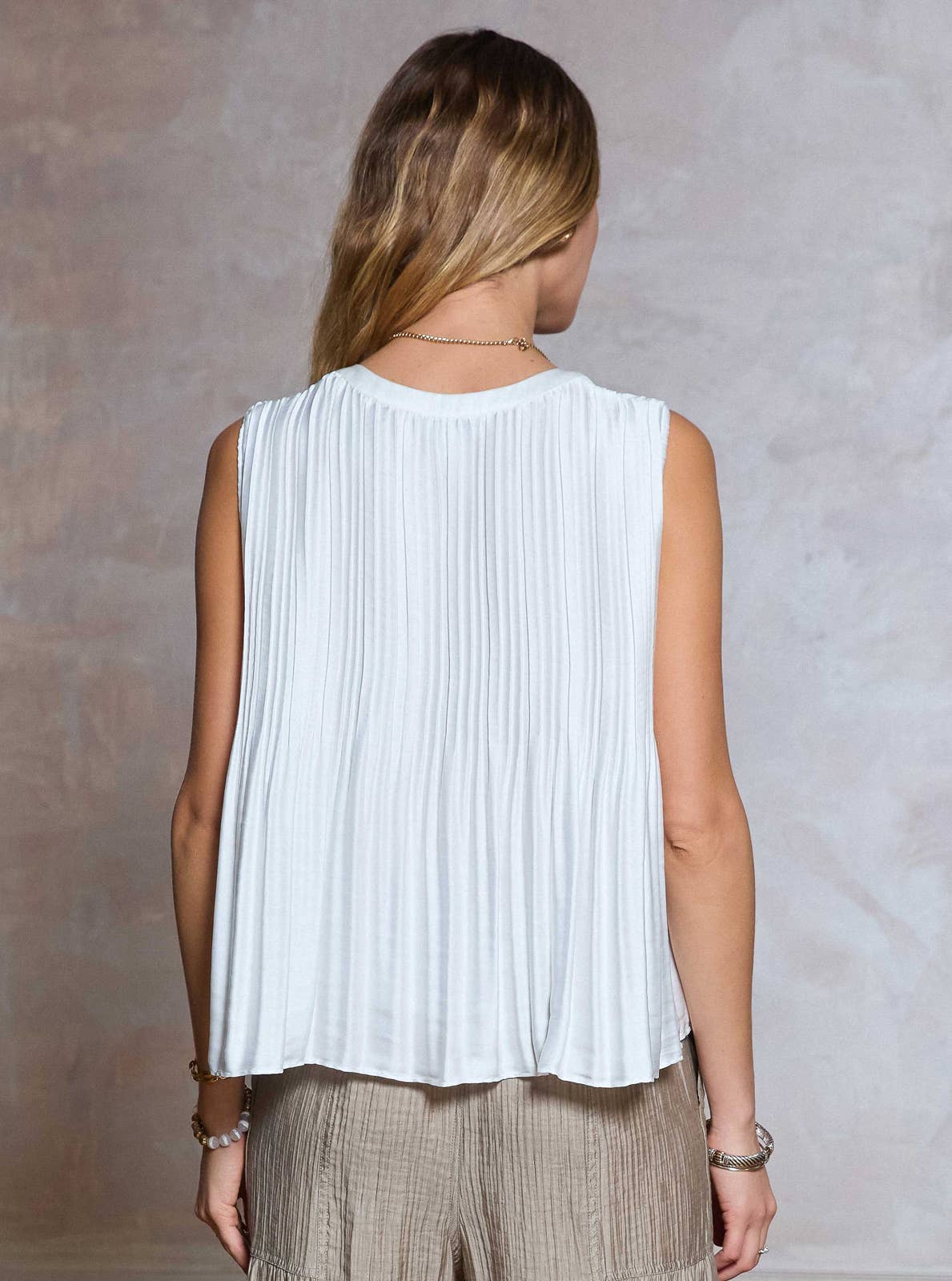 Current Air Pleated Sleeveless Cropped Top
