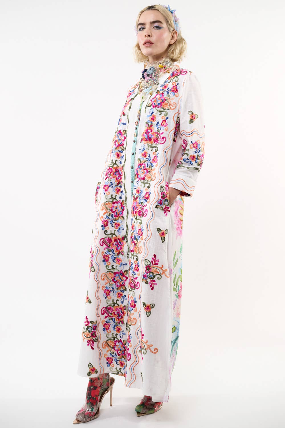 Aratta Beauty Mark Maxi Duster- White | Floral Coat Dress