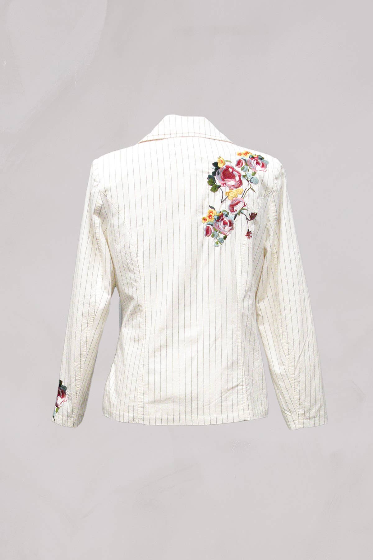 Paparazzi Woven Yarn Dyed Embroided Pin Stripe Blazer And Pants Set