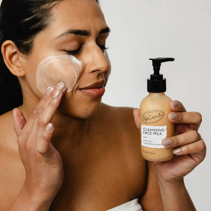 UpCircle Eco Cleansing Face Milk with Aloe Vera + upcycled Oat Powder 4.05 oz