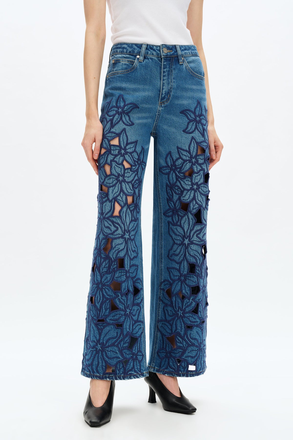 BAYEAS HIGH RISE EMBROIDERED CUTOUT FLOWERS WIDE LEG JEANS