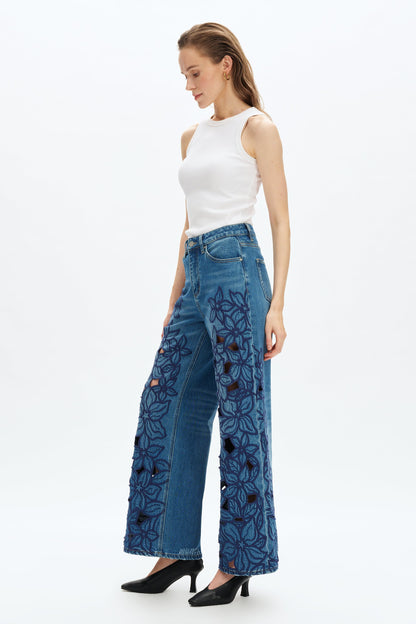 BAYEAS HIGH RISE EMBROIDERED CUTOUT FLOWERS WIDE LEG JEANS