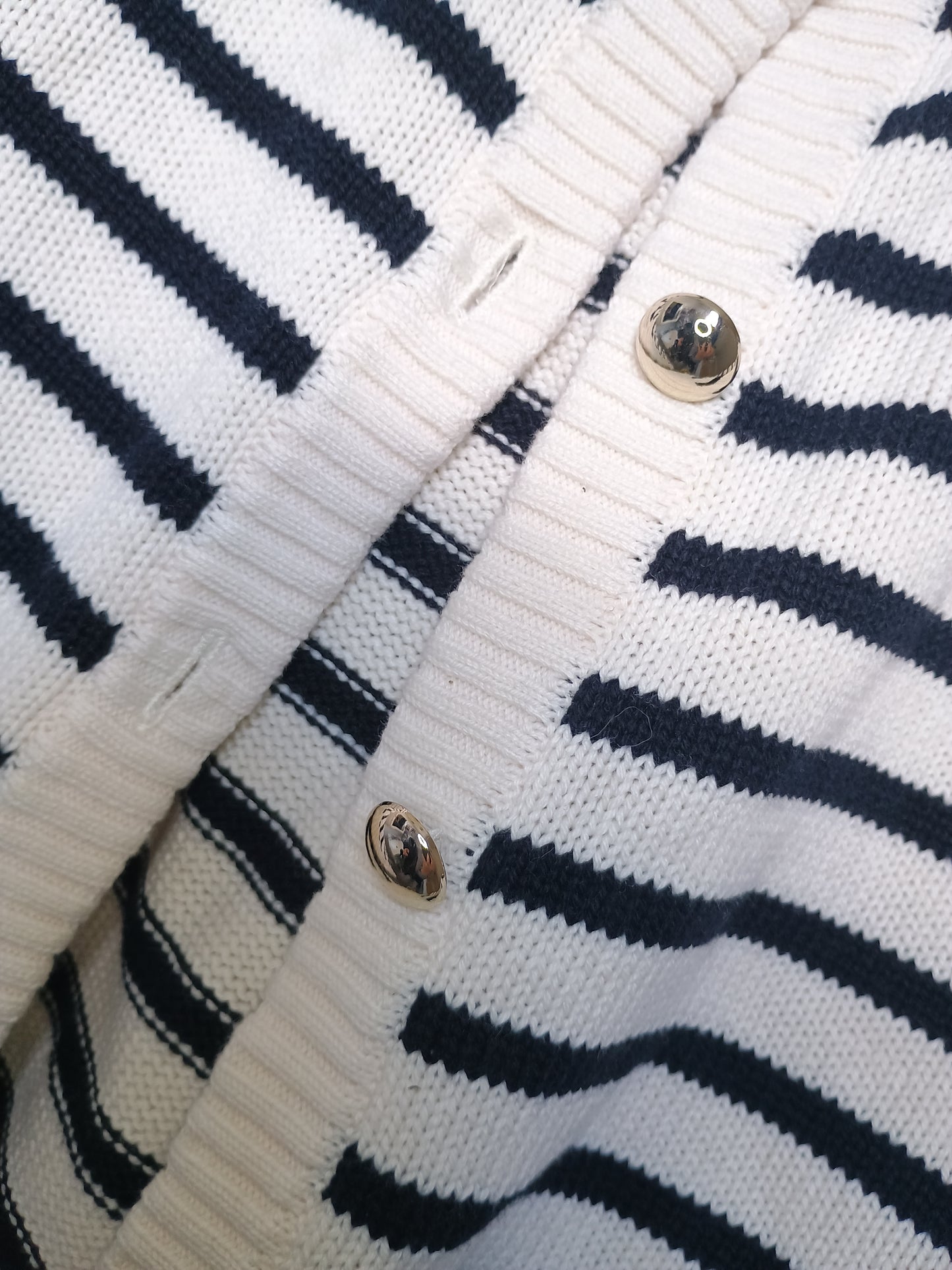 NWT H&M Black and White Striped Knitted Cropped Cardigan Size M