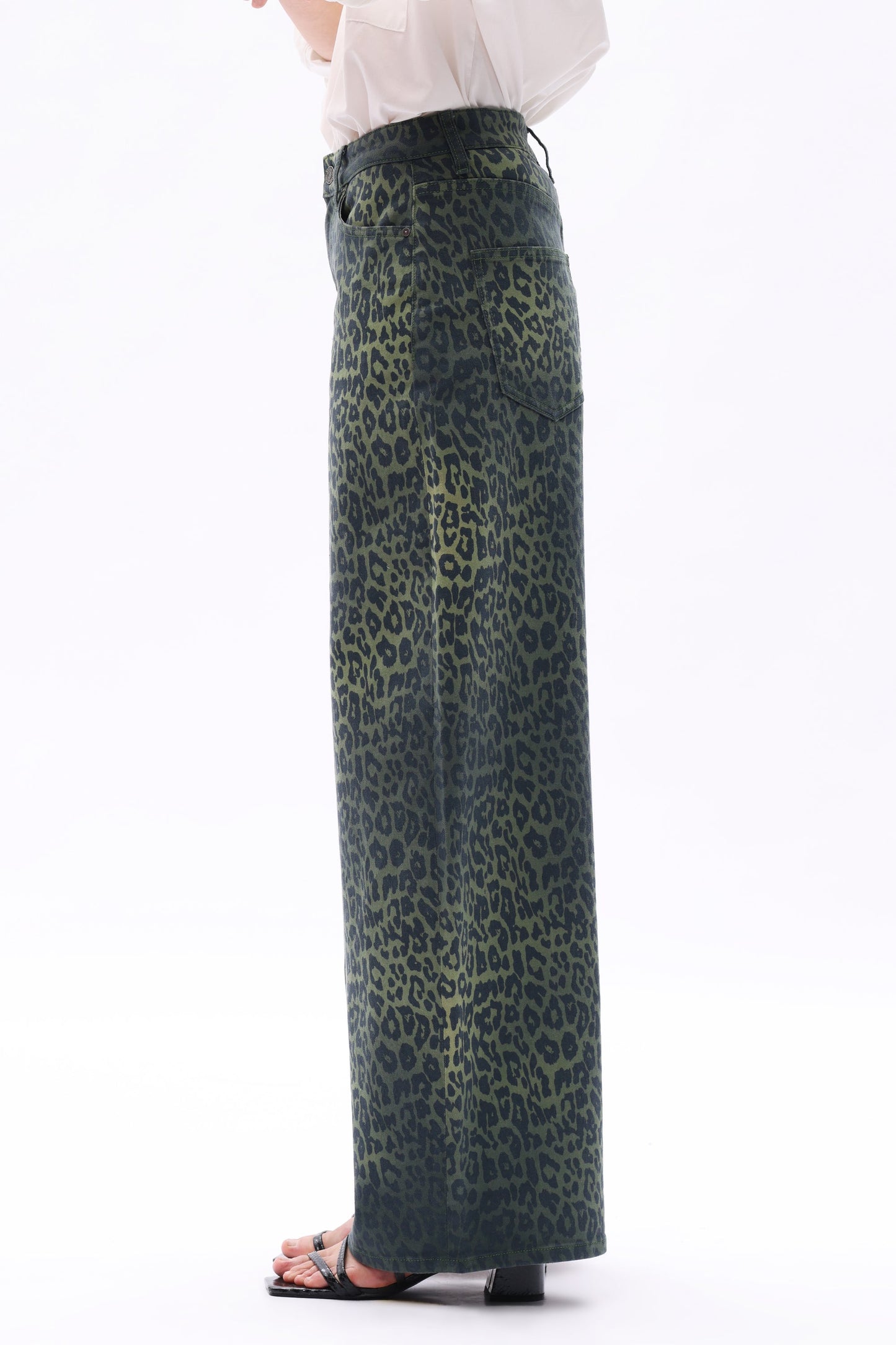 Bayeas High Rise Green Leopard Print Barrel Leg Jeans